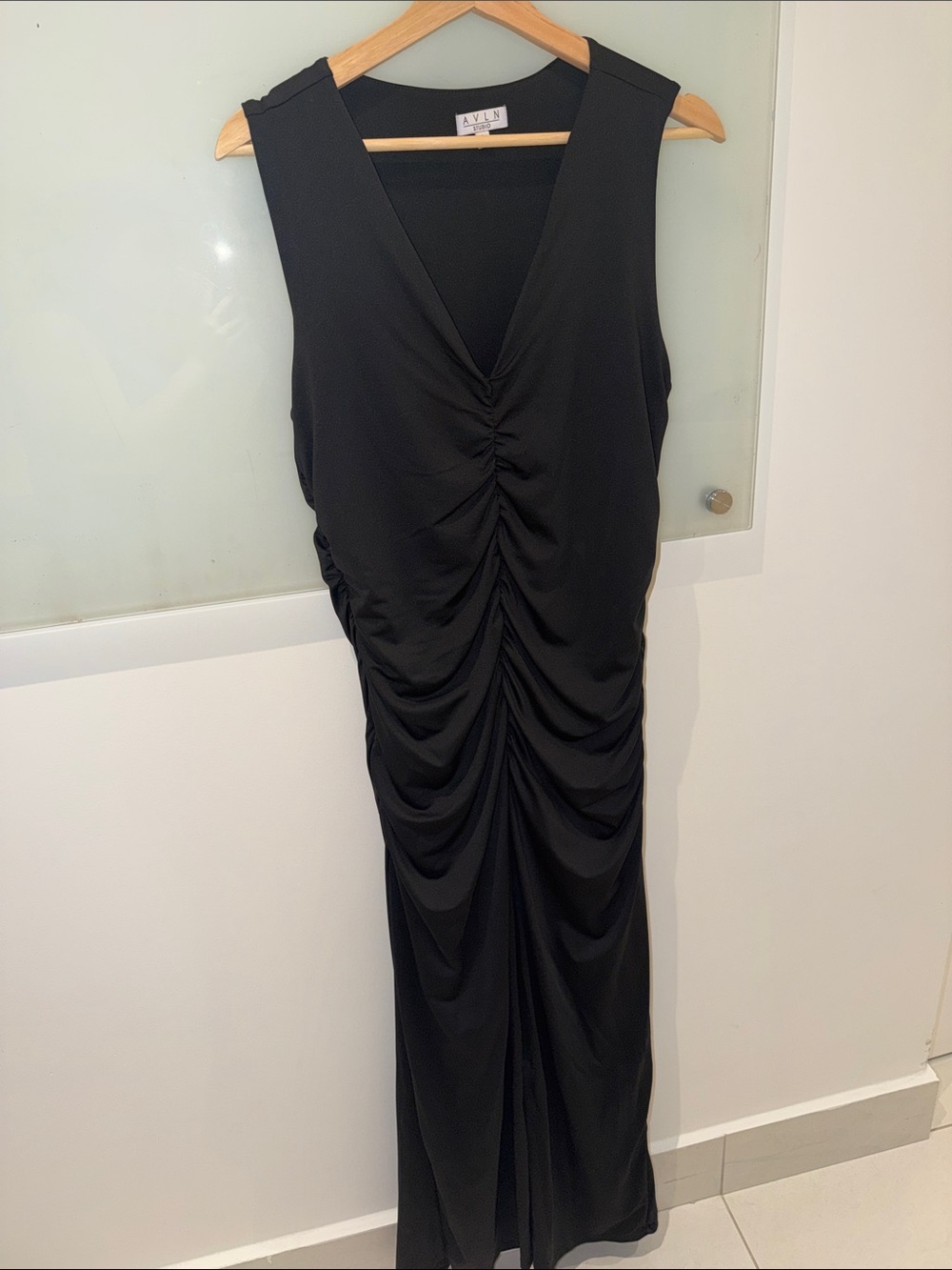 Black Ruched V-Neck Sleeveless Dress